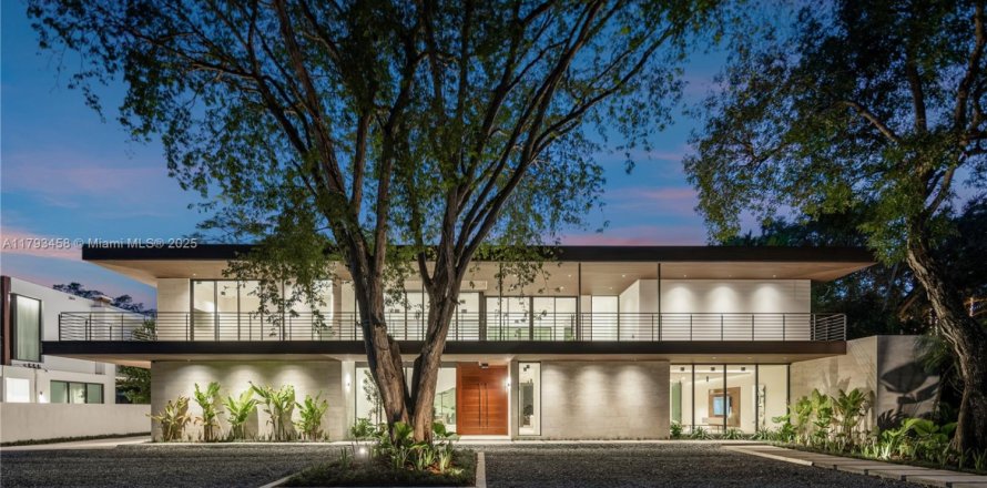 Дом в Майами, Флорида 6 спален, 820.61м2 № 1959029