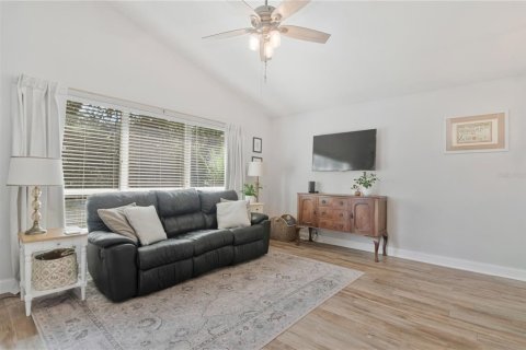 Villa ou maison à vendre à Valrico, Floride: 4 chambres, 190.26 m2 № 2391244 - photo 21