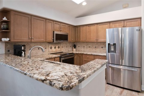 Villa ou maison à vendre à Valrico, Floride: 4 chambres, 190.26 m2 № 2391244 - photo 16