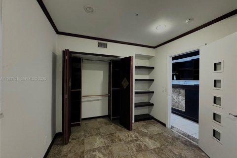 Touwnhouse à vendre à Hollywood, Floride: 3 chambres, 182.46 m2 № 2051862 - photo 11