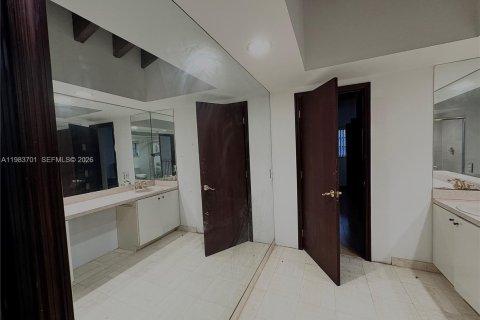 Touwnhouse à vendre à Hollywood, Floride: 3 chambres, 182.46 m2 № 2051862 - photo 18