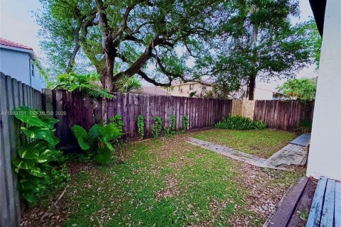 Touwnhouse à vendre à Hollywood, Floride: 3 chambres, 182.46 m2 № 2051862 - photo 26