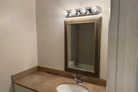 Condo in Orlando, Florida, 1 bedroom  № 1628463 - photo 22