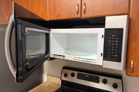 Condo in Orlando, Florida, 1 bedroom  № 1628463 - photo 16
