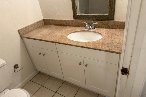 Condo in Orlando, Florida, 1 bedroom  № 1628463 - photo 21