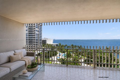 Condo in Miami, Florida, 6 bedrooms № 2244327 - photo 28
