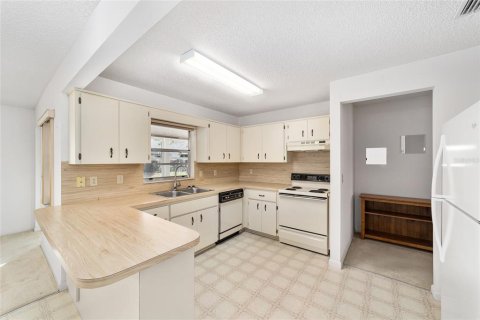 Casa en venta en Ocala, Florida, 2 dormitorios, 131.64 m2 № 1899643 - foto 18
