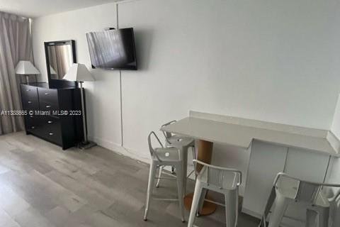 Copropriété à vendre à Sunny Isles Beach, Floride: 38.09 m2 № 1980620 - photo 8