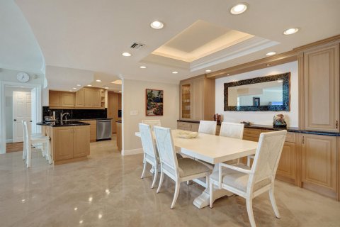 Купить кондоминиум в Бока-Ратон, Флорида 6 комнат, 176.89м2, № 2293434 - фото 12