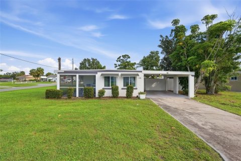 Villa ou maison à Englewood, Floride 2 chambres, 76.92 m2 № 2376582