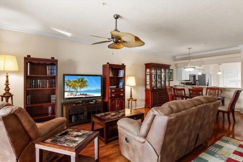House in Sarasota, Florida 2 bedrooms, 146.04 sq.m. № 2425919 - photo 15