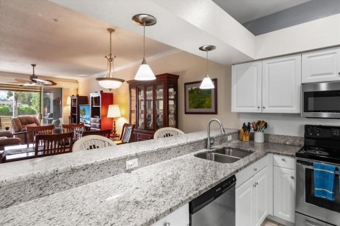 House in Sarasota, Florida 2 bedrooms, 146.04 sq.m. № 2425919 - photo 18