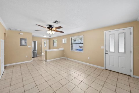 Propiedad comercial en venta en Dunedin, Florida, 6 dormitorios, 179.02 m2 № 2116962 - foto 7