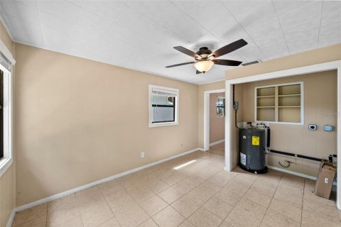 Propiedad comercial en venta en Dunedin, Florida, 6 dormitorios, 179.02 m2 № 2116962 - foto 23