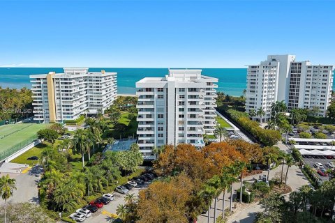 Купить кондоминиум в Ки-Бискейн, Флорида 2 спальни, 117.06м2, № 2030127 - фото 29