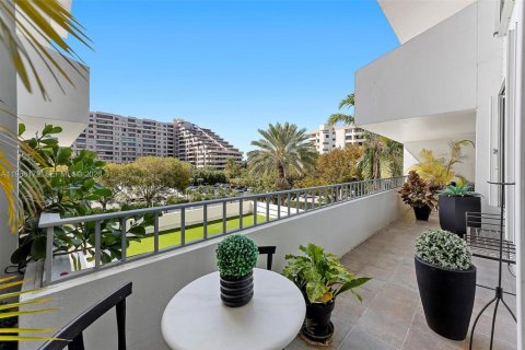 Купить кондоминиум в Ки-Бискейн, Флорида 2 спальни, 117.06м2, № 2030127 - фото 16