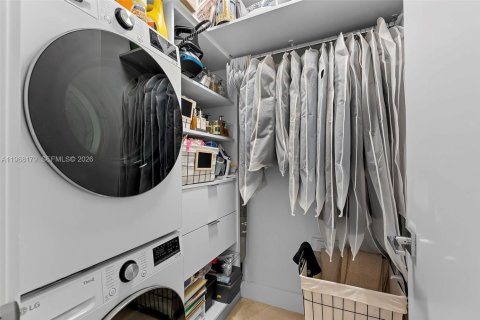 Купить кондоминиум в Ки-Бискейн, Флорида 2 спальни, 117.06м2, № 2030127 - фото 27