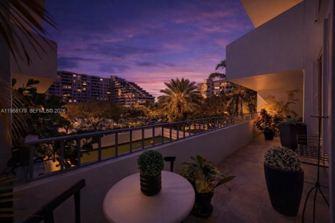 Купить кондоминиум в Ки-Бискейн, Флорида 2 спальни, 117.06м2, № 2030127 - фото 17