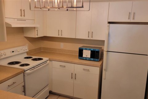 Condominio en alquiler en Sarasota, Florida, 3 dormitorios, 130.06 m2 № 1848127 - foto 6