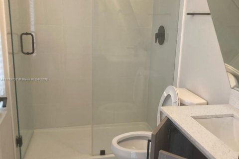 Touwnhouse à vendre à Homestead, Floride: 4 chambres, 129.88 m2 № 2014698 - photo 15