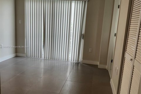 Touwnhouse à vendre à Homestead, Floride: 4 chambres, 129.88 m2 № 2014698 - photo 21