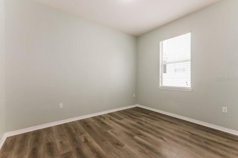 Casa en alquiler en Zephyrhills, Florida, 3 dormitorios, 171.68 m2 № 1914652 - foto 13