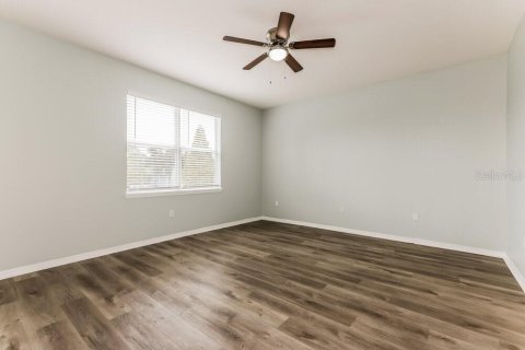 Casa en alquiler en Zephyrhills, Florida, 3 dormitorios, 171.68 m2 № 1914652 - foto 10