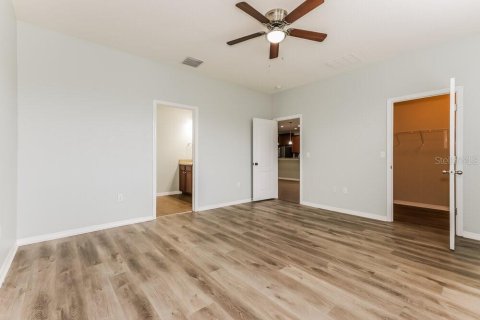 Casa en alquiler en Zephyrhills, Florida, 3 dormitorios, 171.68 m2 № 1914652 - foto 11