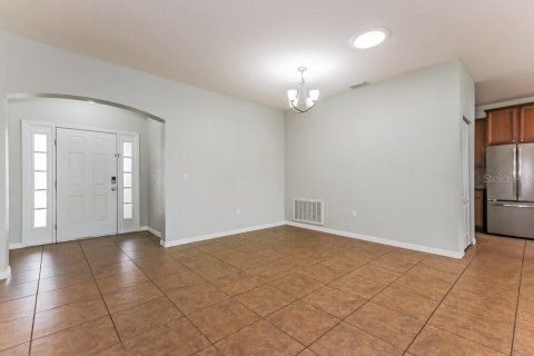 Casa en alquiler en Zephyrhills, Florida, 3 dormitorios, 171.68 m2 № 1914652 - foto 5