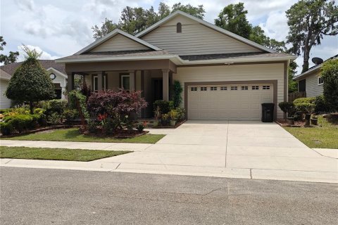 Casa en alquiler en Gainesville, Florida, 3 dormitorios, 180.51 m2 № 1907989 - foto 1