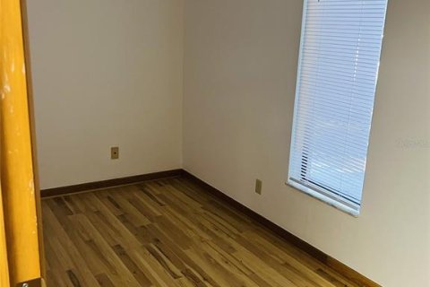 Снять в аренду коммерческую недвижимость в Тампа, Флорида 375.14м2, № 1441084 - фото 8