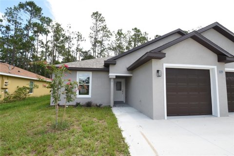 Villa ou maison à louer à Palm Coast, Floride: 3 chambres, 124.21 m2 № 1837146 - photo 2