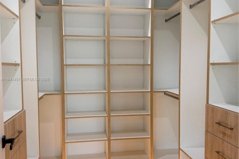 Adosado en venta en Fort Lauderdale, Florida, 4 dormitorios, 226.12 m2 № 2000311 - foto 17