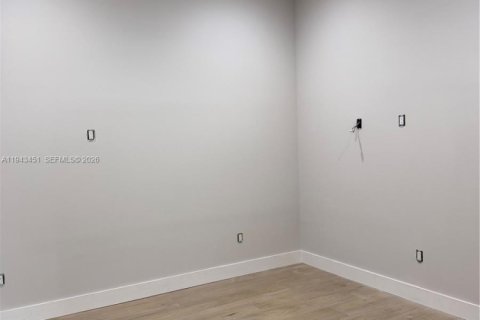 Adosado en venta en Fort Lauderdale, Florida, 4 dormitorios, 226.12 m2 № 2000311 - foto 15