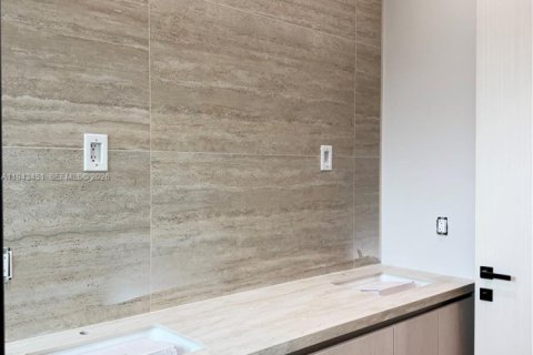 Adosado en venta en Fort Lauderdale, Florida, 4 dormitorios, 226.12 m2 № 2000311 - foto 19