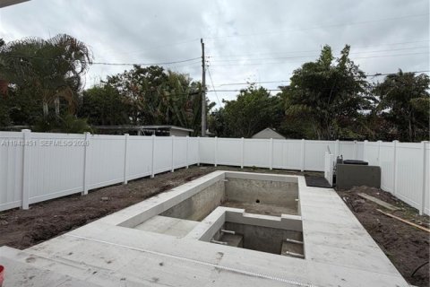 Adosado en venta en Fort Lauderdale, Florida, 4 dormitorios, 226.12 m2 № 2000311 - foto 29