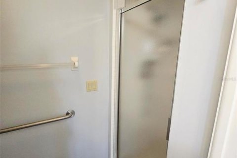 Copropriété à louer à Bradenton, Floride: 2 chambres, 158.21 m2 № 2205331 - photo 26