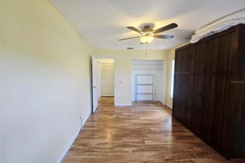Copropriété à louer à Bradenton, Floride: 2 chambres, 158.21 m2 № 2205331 - photo 17