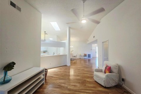Copropriété à louer à Bradenton, Floride: 2 chambres, 158.21 m2 № 2205331 - photo 19