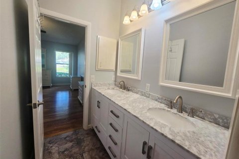 Copropriété à louer à Bradenton, Floride: 2 chambres, 158.21 m2 № 2205331 - photo 25