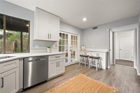 Villa ou maison à vendre à Winter Springs, Floride: 5 chambres, 184.5 m2 № 2408303 - photo 8