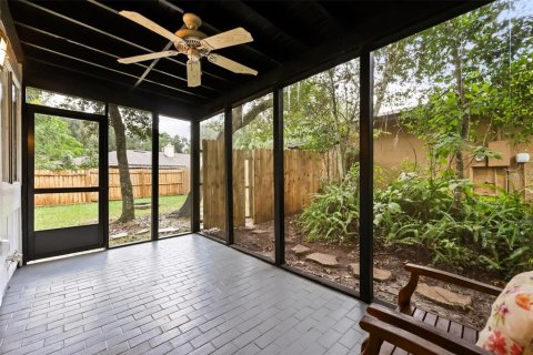 Villa ou maison à vendre à Winter Springs, Floride: 5 chambres, 184.5 m2 № 2408303 - photo 11