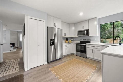 Villa ou maison à vendre à Winter Springs, Floride: 5 chambres, 184.5 m2 № 2408303 - photo 7