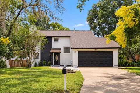 Villa ou maison à Winter Springs, Floride 5 chambres, 184.5 m2 № 2408303