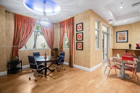 Condominio en venta en Hollywood, Florida, 1 dormitorio, 87.24 m2 № 1861906 - foto 28