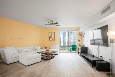 Condominio en venta en Hollywood, Florida, 1 dormitorio, 87.24 m2 № 1861906 - foto 9