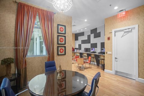 Condominio en venta en Hollywood, Florida, 1 dormitorio, 87.24 m2 № 1861906 - foto 29