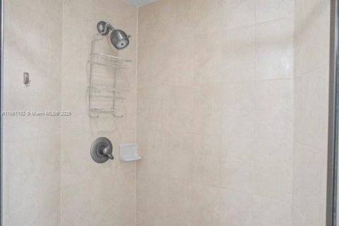 Condominio en venta en Hollywood, Florida, 1 dormitorio, 87.24 m2 № 1861906 - foto 18