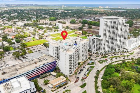 Condominio en venta en Hollywood, Florida, 1 dormitorio, 87.24 m2 № 1861906 - foto 26