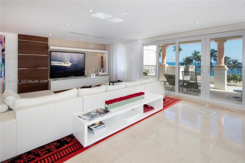 Condo in Miami Beach, Florida, 3 bedrooms  № 2032731 - photo 4